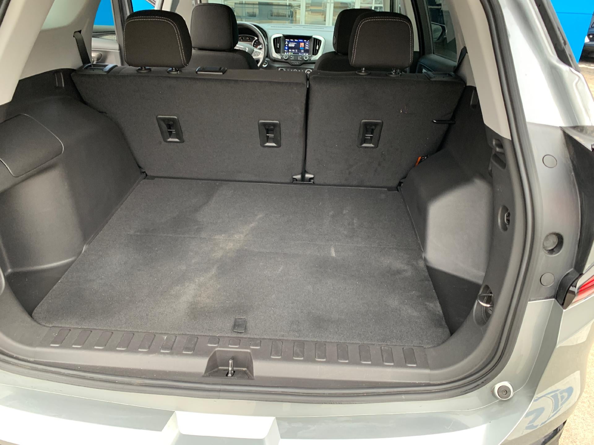 2024 GMC Terrain FWD 4dr SLE