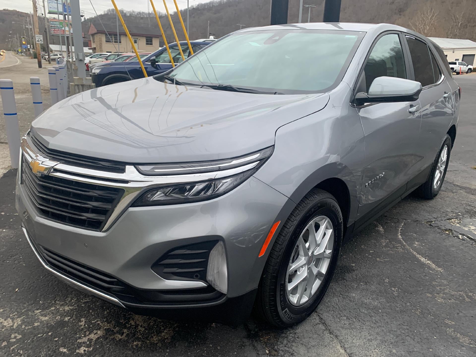 2024 Chevrolet Equinox FWD LT