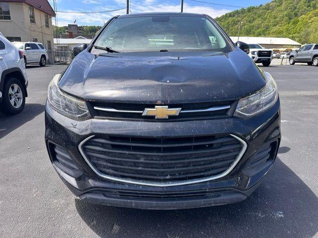 Used 2017 Chevrolet Trax LS with VIN 3GNCJNSBXHL260790 for sale in Pikeville, KY