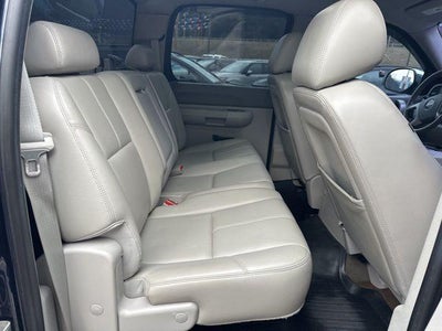 2011 GMC Sierra 1500 Crew Cab Short Box 4-Wheel Drive SLE