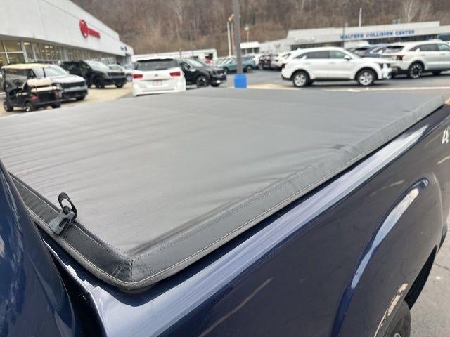 2011 GMC Sierra 1500 Crew Cab Short Box 4-Wheel Drive SLE