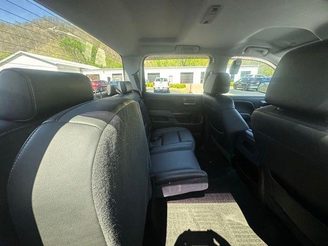 2018 GMC Sierra 1500 Crew Cab Short Box 4-Wheel Drive SLT