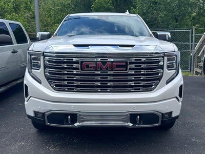 2025 GMC Sierra 1500 Crew Cab Short Box 4-Wheel Drive SLT