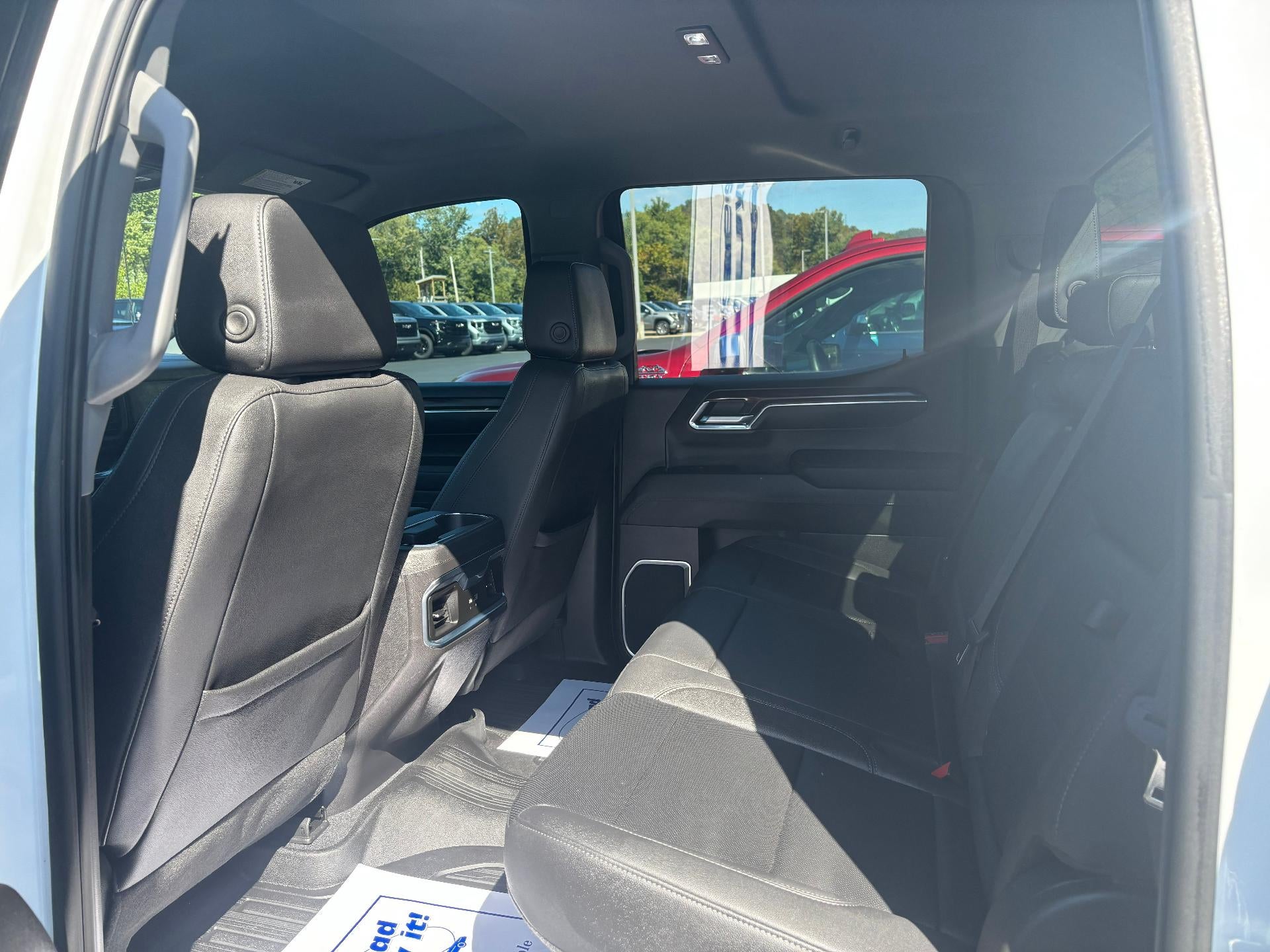 2023 GMC Sierra 1500 Crew Cab Short Box 4-Wheel Drive SLT