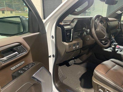 2025 GMC Sierra 1500 Crew Cab Short Box 4-Wheel Drive Denali
