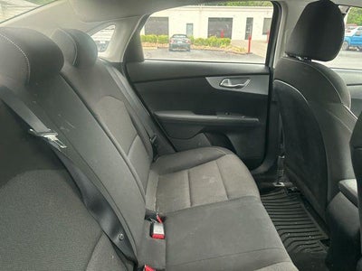 2024 Kia Forte LXS IVT