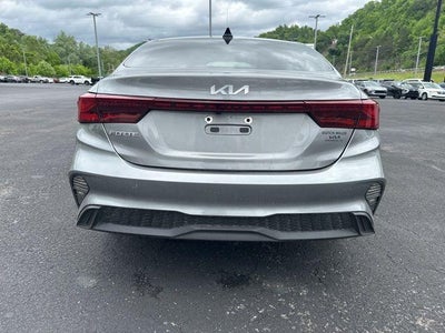 2024 Kia Forte LXS IVT