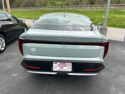 2025 Kia K4 LXS FWD