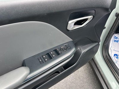 2025 Kia K4 LXS FWD