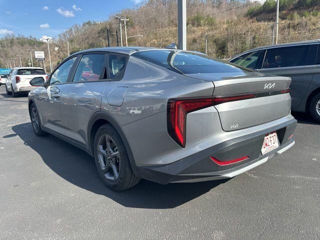 2025 Kia K4 LXS FWD