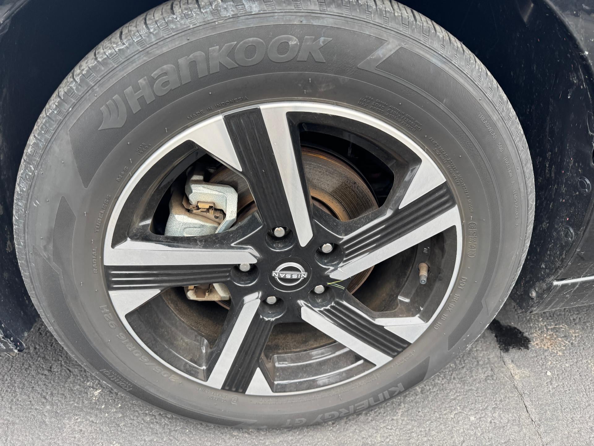 2024 Nissan Sentra SV CVT