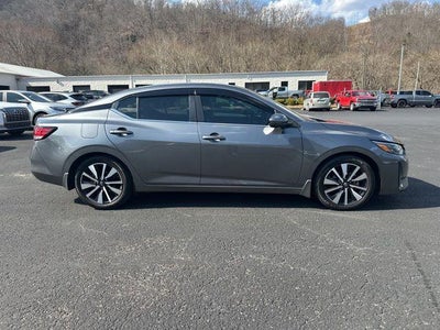 2024 Nissan Sentra SV CVT