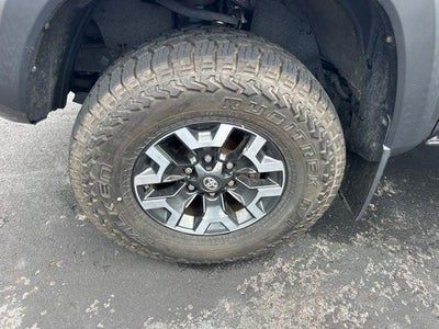 2018 Toyota Tacoma TRD Off Road Double Cab 5' Bed V6 4x4 AT (Natl)