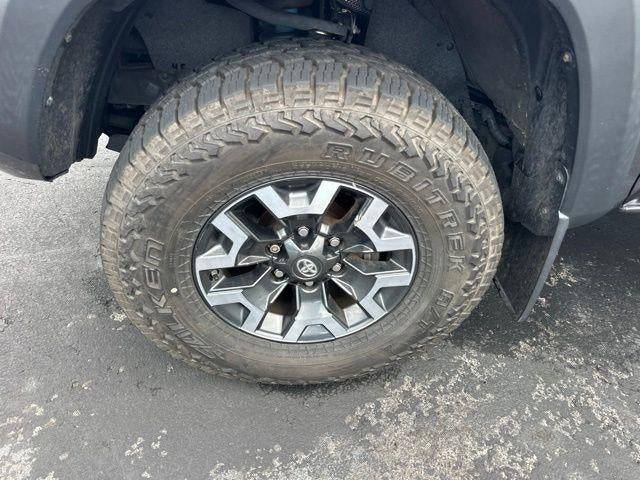 2018 Toyota Tacoma TRD Off Road Double Cab 5' Bed V6 4x4 AT (Natl)