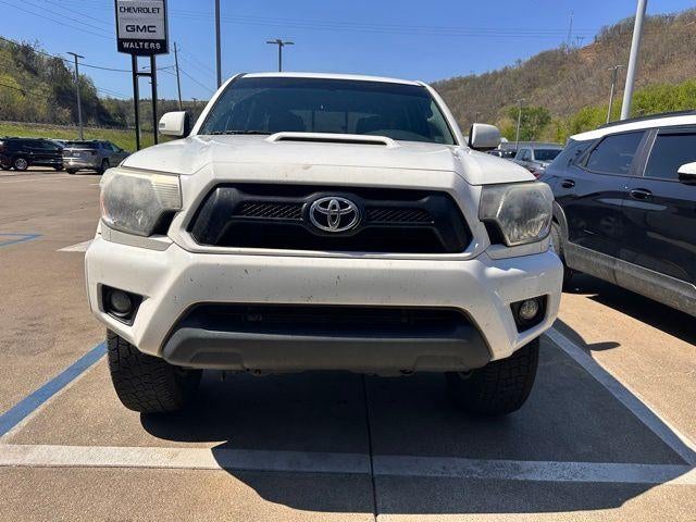 2015 Toyota Tacoma 4WD Double Cab Short Bed V6 Automatic (Natl)