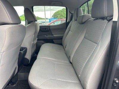 2023 Toyota Tacoma 4WD 4WD SR Double Cab 5' Bed V6 AT (GS)