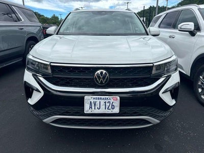 2024 Volkswagen Taos SE 4MOTION
