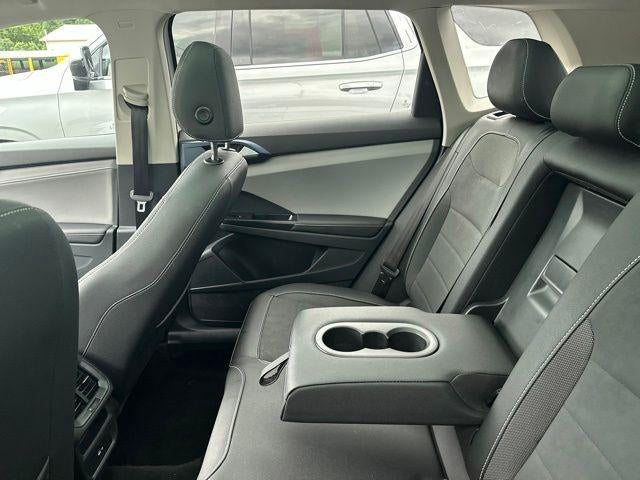2024 Volkswagen Taos SE 4MOTION