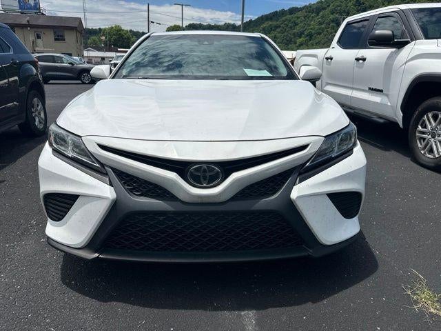 2018 Toyota Camry SE Auto (SE)