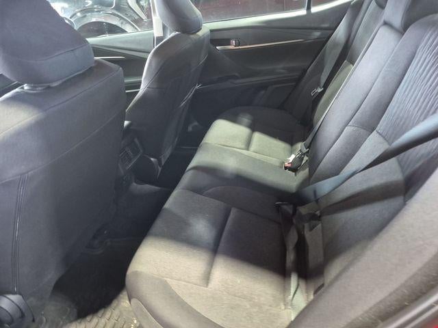 2025 Toyota Camry LE (SE)