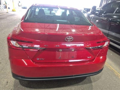 2025 Toyota Camry LE (SE)