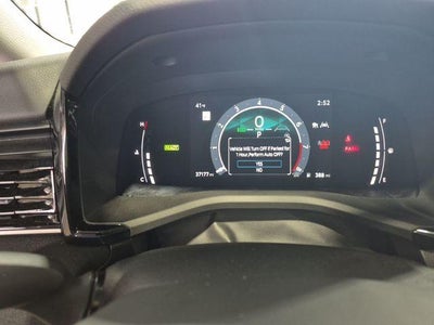 2025 Toyota Camry LE (SE)