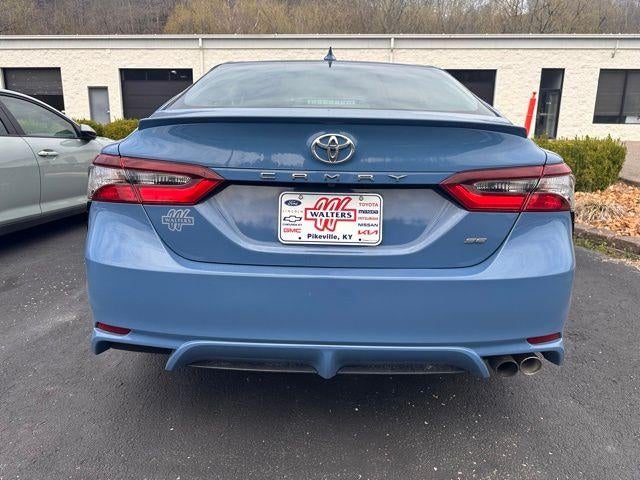 2023 Toyota Camry SE Auto (SE)