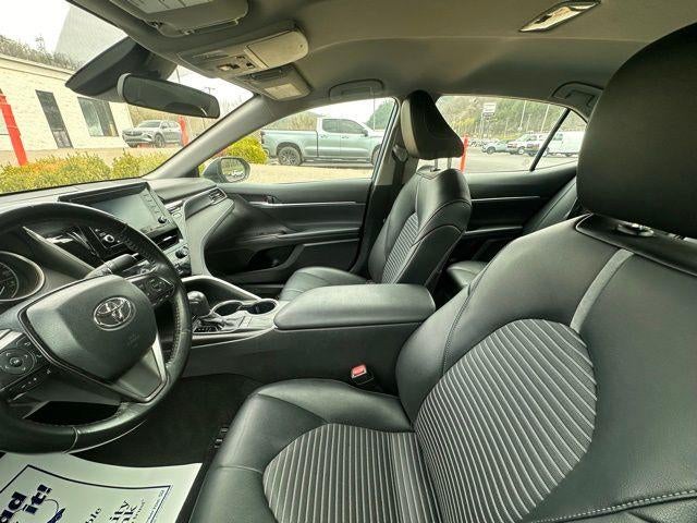 2023 Toyota Camry SE Auto (SE)