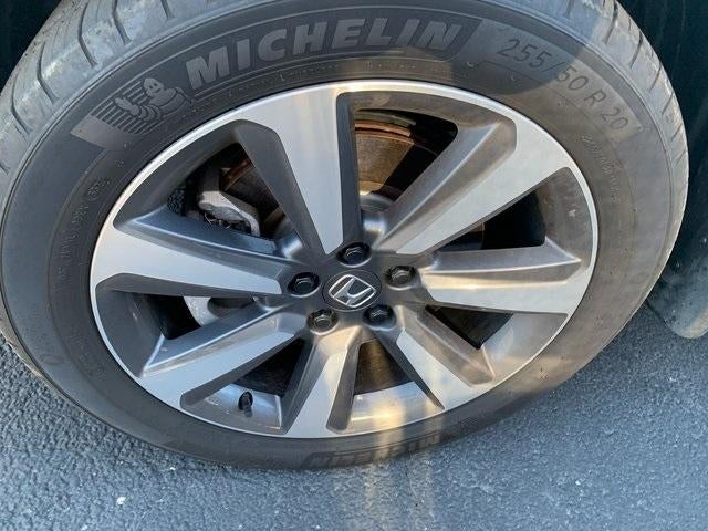 2025 Honda Pilot Touring 2WD