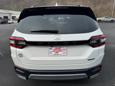 2025 Honda Pilot Touring 2WD