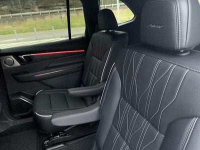 2026 Buick Enclave 4dr Avenir