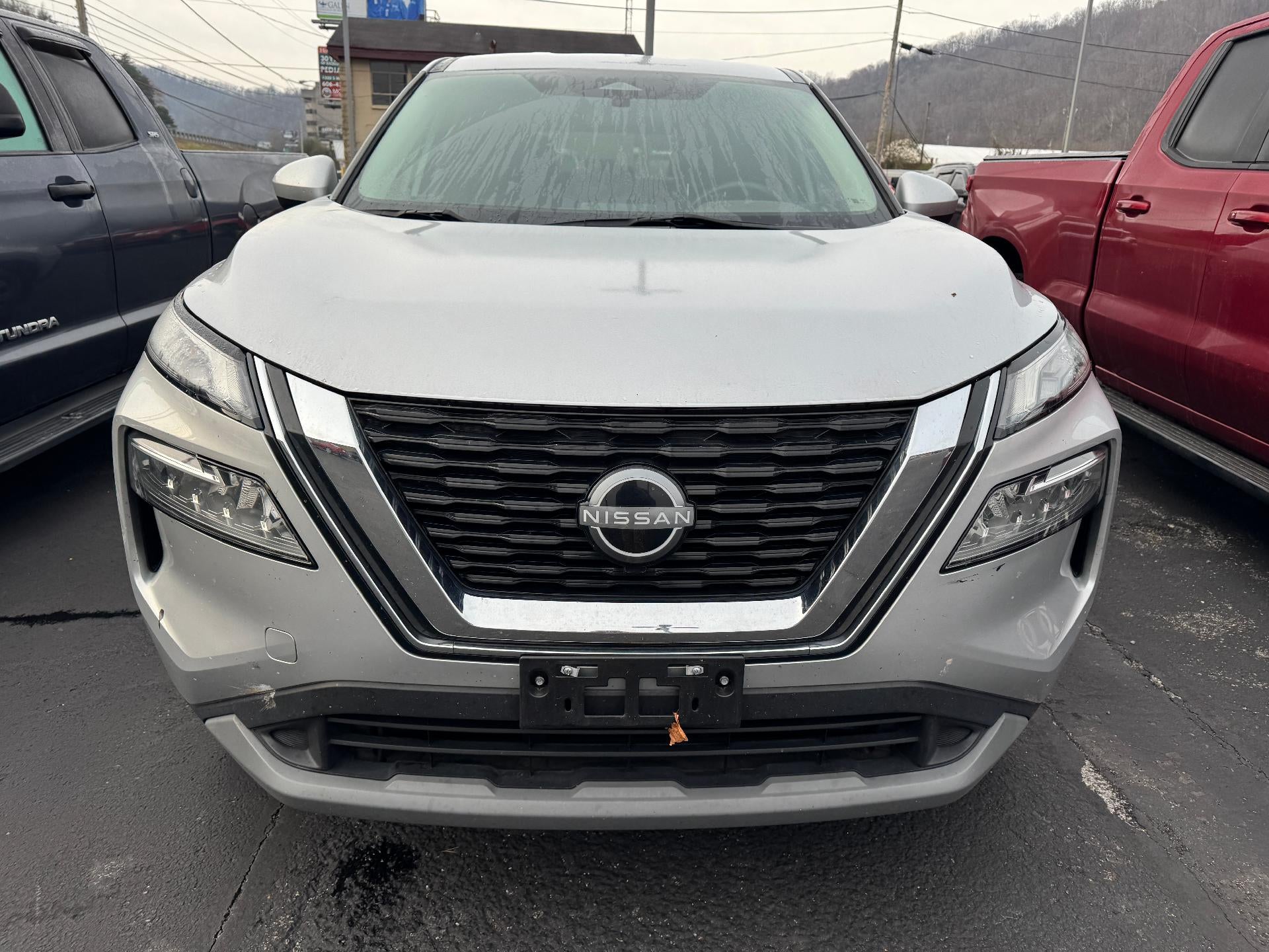 2023 Nissan Rogue FWD SV