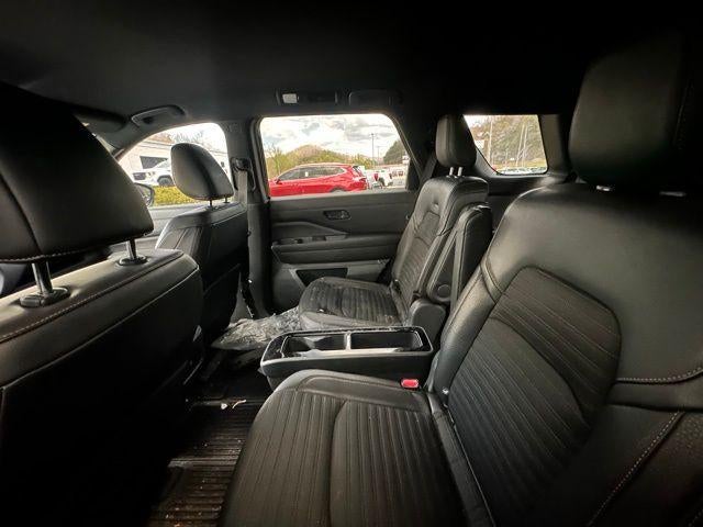 2025 Nissan Pathfinder Rock Creek 4WD