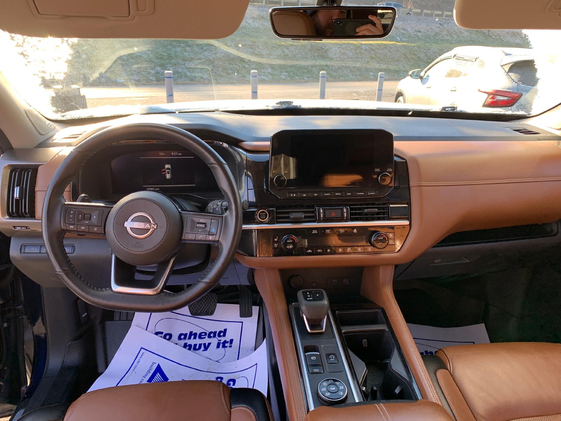 2023 Nissan Pathfinder Platinum 4WD