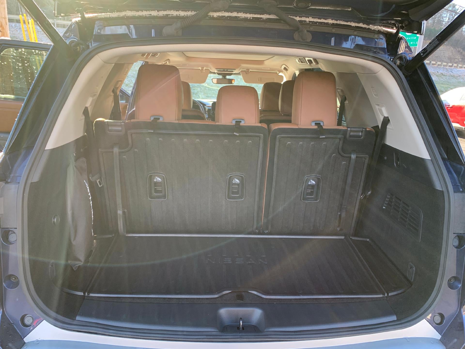 2023 Nissan Pathfinder Platinum 4WD