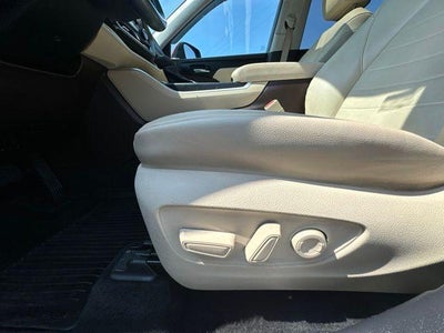 2022 Toyota Highlander XLE AWD (Natl)