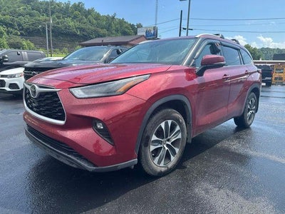2022 Toyota Highlander XLE AWD (Natl)