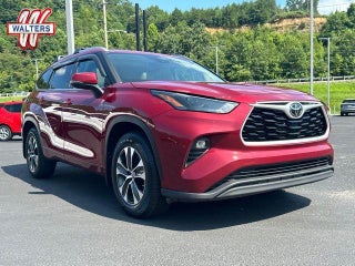 2022 Toyota Highlander XLE AWD (Natl)