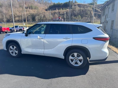 2023 Toyota Highlander L FWD (Natl)