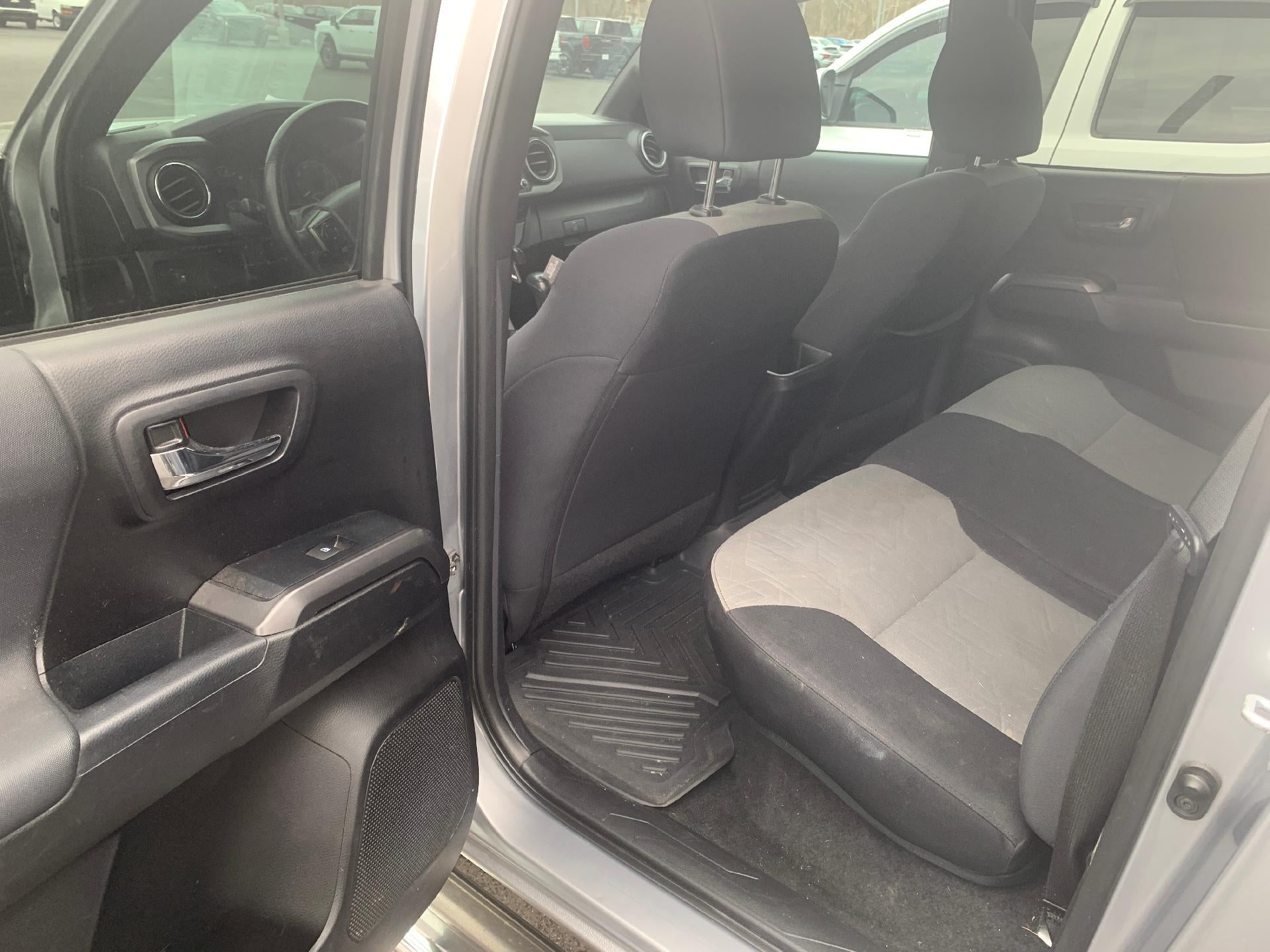 2021 Toyota Tacoma 4WD TRD Off-Road Double Cab 5' Bed V6 AT 4x4