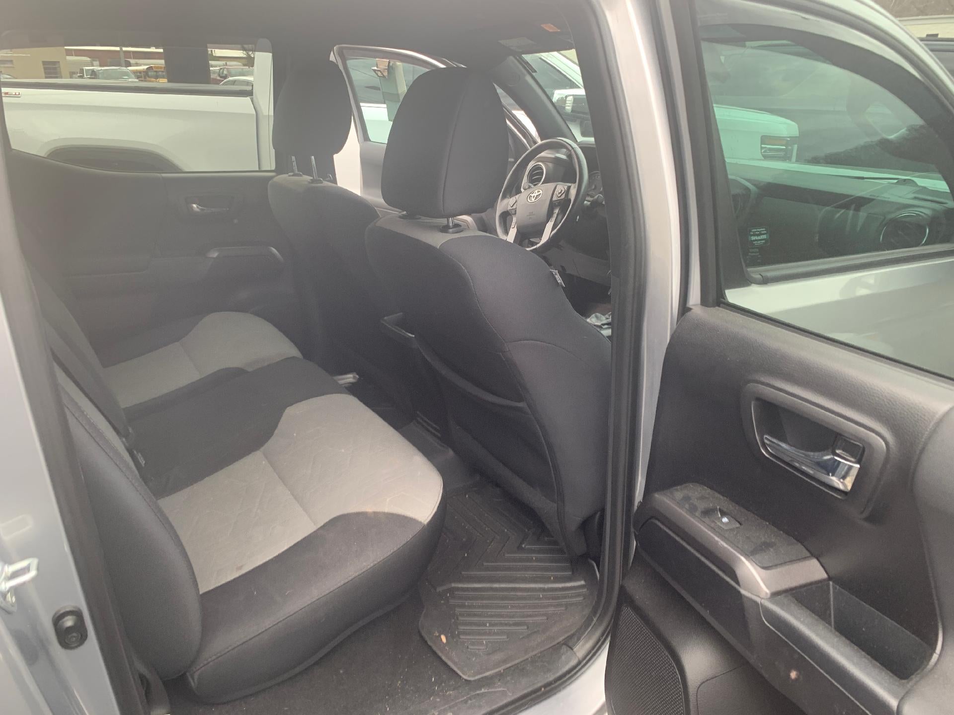 2021 Toyota Tacoma 4WD TRD Off-Road Double Cab 5' Bed V6 AT 4x4