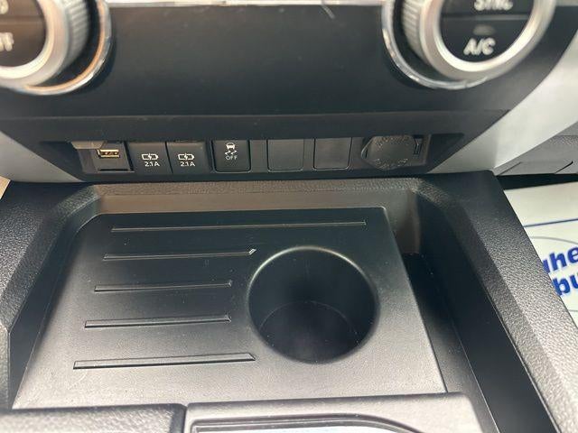 2021 Toyota Tundra 4WD 4WD SR5 CrewMax 5.5' Bed 5.7L (SE)