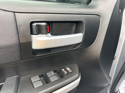 2021 Toyota Tundra 4WD 4WD SR5 CrewMax 5.5' Bed 5.7L (SE)