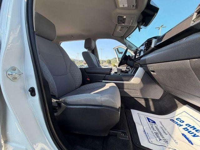 2024 Toyota Tundra 4WD 4WD SR5 CrewMax 5.5' Bed (SE)