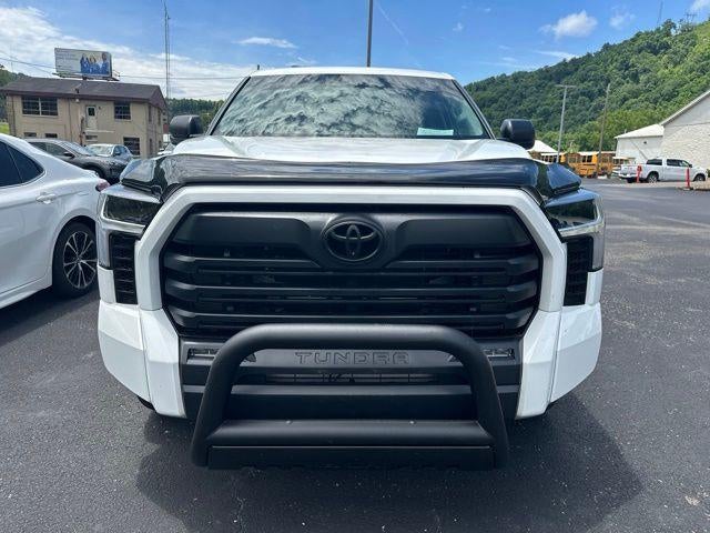 2024 Toyota Tundra 4WD 4WD SR5 CrewMax 5.5' Bed (SE)