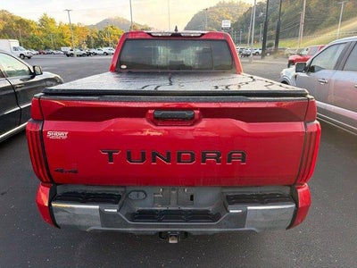 2024 Toyota Tundra 4WD 4WD SR5 CrewMax 5.5' Bed (SE)