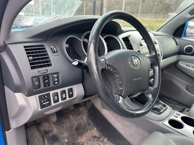 2011 Toyota Tacoma 4WD Double Cab Short Bed V6 Manual (Natl)