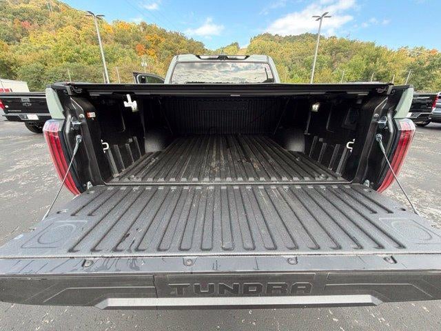 2026 Toyota Tundra 4WD 4WD Limited CrewMax 5.5' Bed (Natl)
