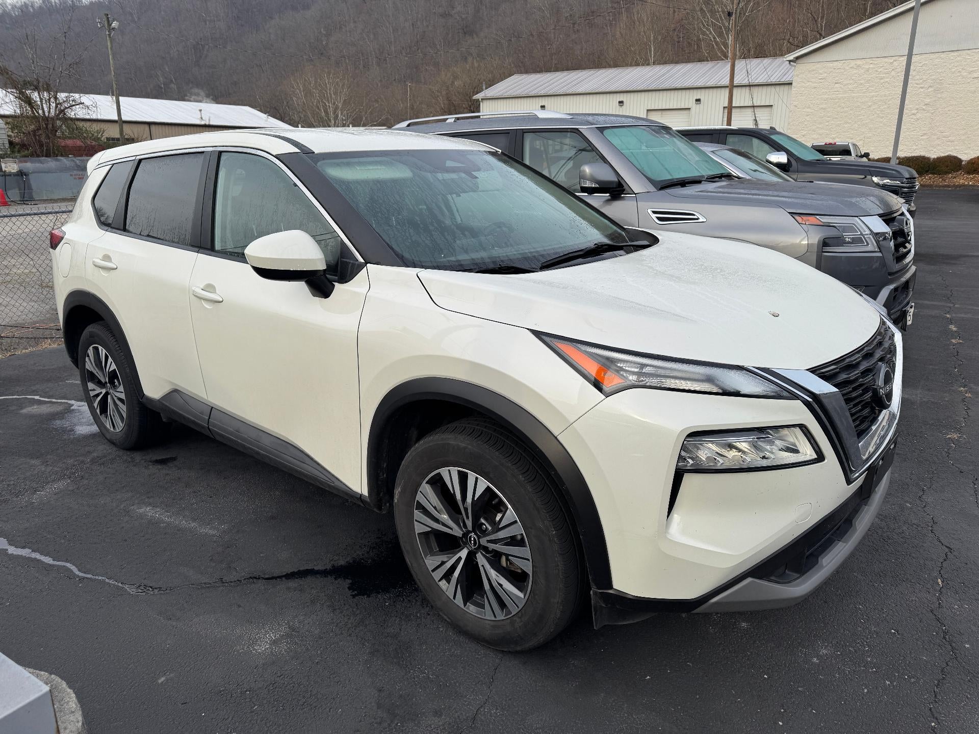 2023 Nissan Rogue AWD SV