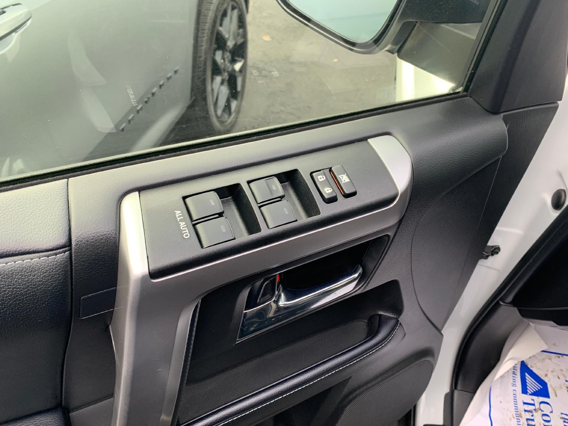 2024 Toyota 4Runner SR5 4WD (GS)